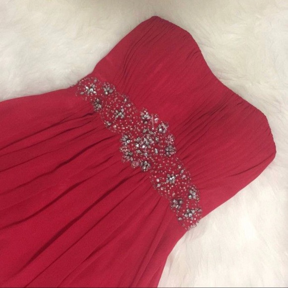 Red Strapless Flowy Dress - Picture 2 of 5